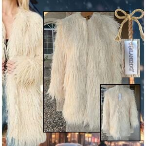 Blank NYC Natural Cream Monogolian Faux Fur Coat Size: XS